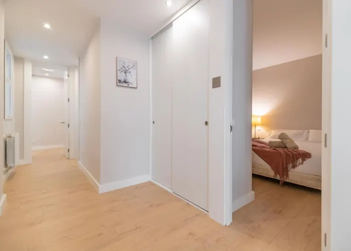 Junto Al Ayuntamiento De Santander