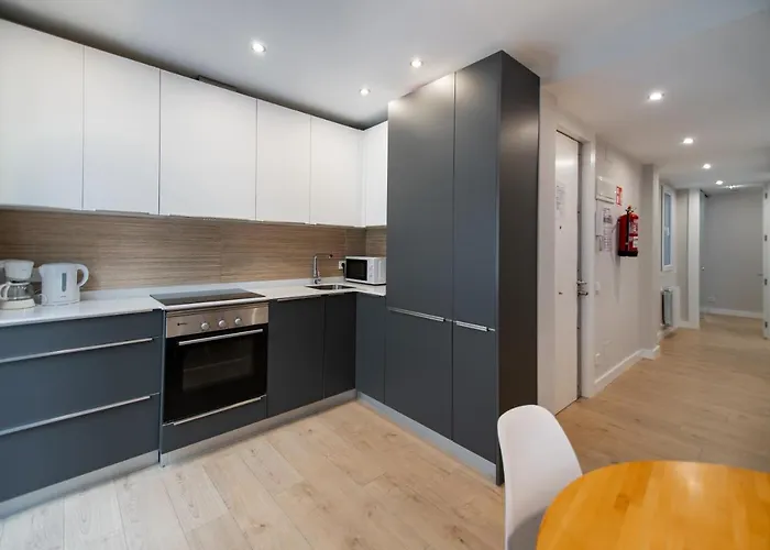 Junto Al Ayuntamiento De Apartment Santander